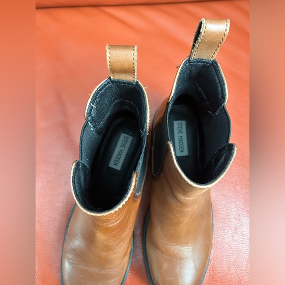 Steve Madden Trap Chelsea Boot Cognac - Picture 5 of 6